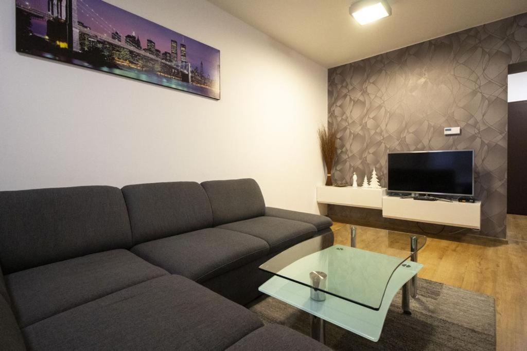 Apartman Adam Вельки-Славков Екстер'єр фото